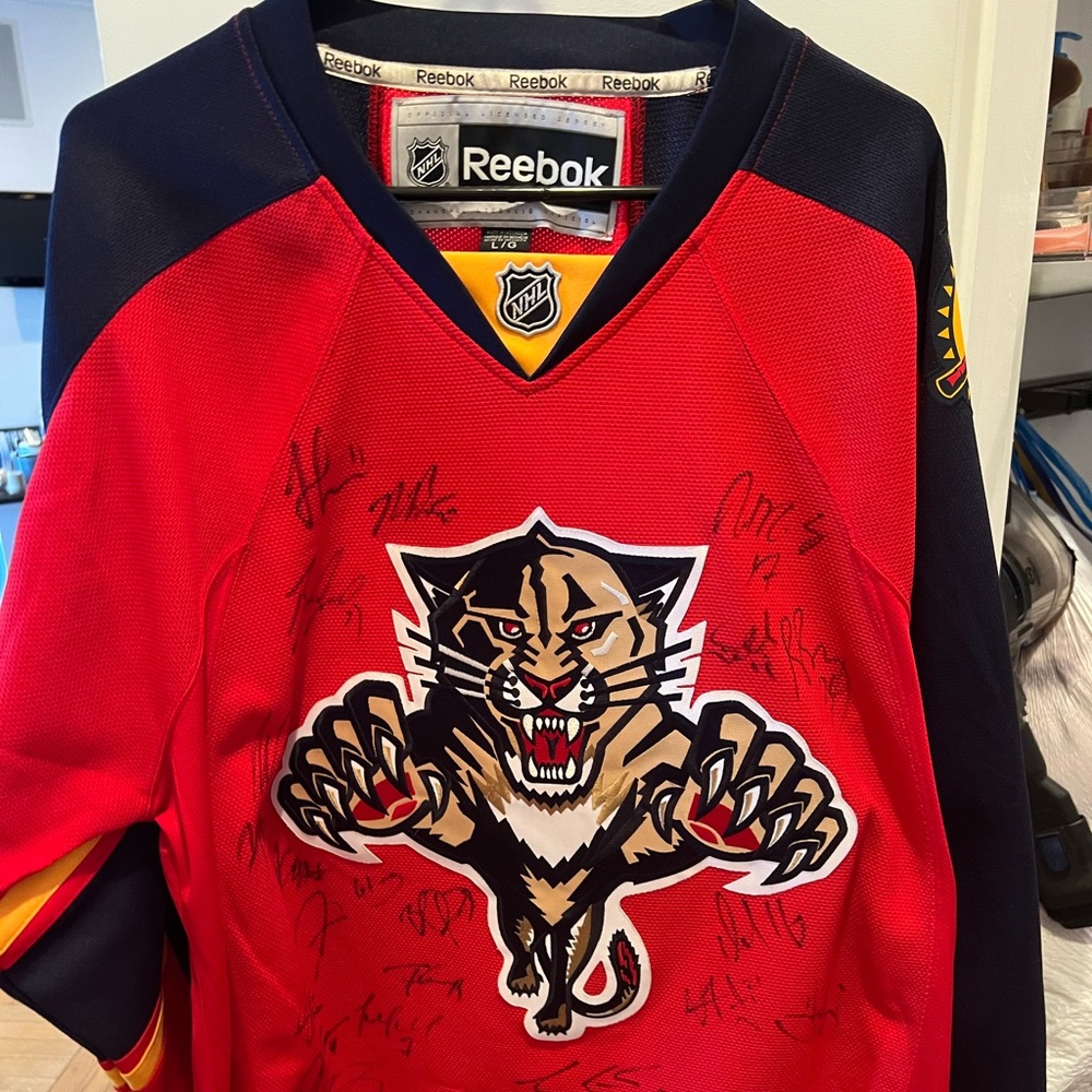 Florid Panthers Signed Jersey ‘15-‘16 season